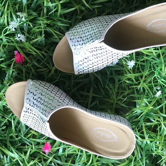 Italina SHIMMER White Comfort Peep Toe Wedge - Picture 8 of 8